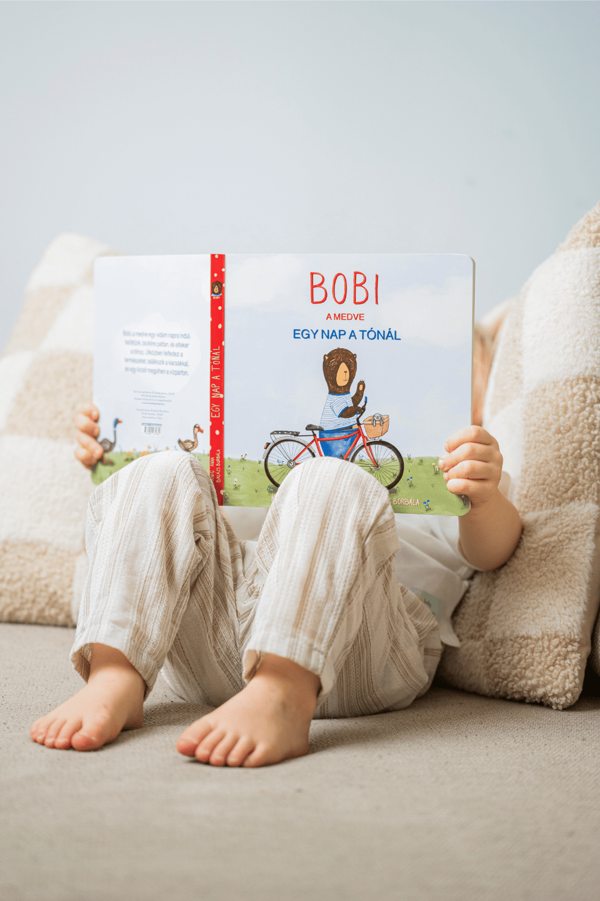Bobi a medve - Egy nap a tónál